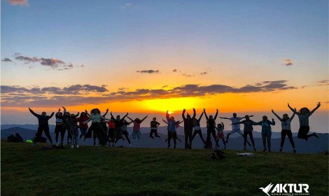 Double Huser – Pokut Turu